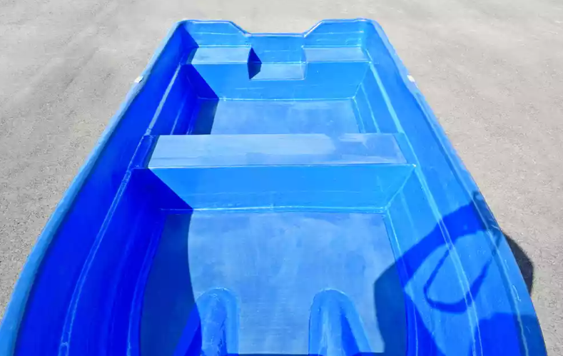 Стеклопластиковая лодка Neman-340 (тримаран) в Волжском