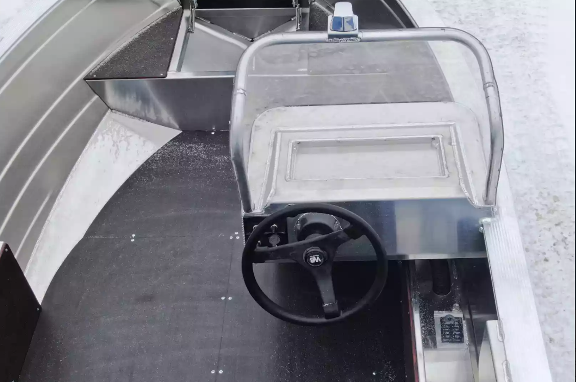 Алюминиевая лодка Неман-400 С в Волжском