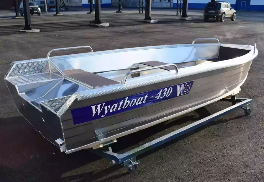 Алюминиевая лодка  Wyatboat-430 Р в Волжском