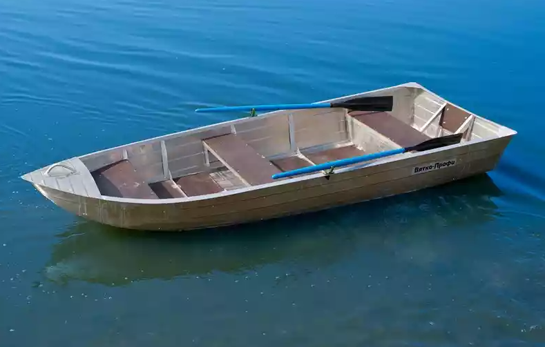 Алюминиевая лодка Вятка-Профи 32 в Волжском
