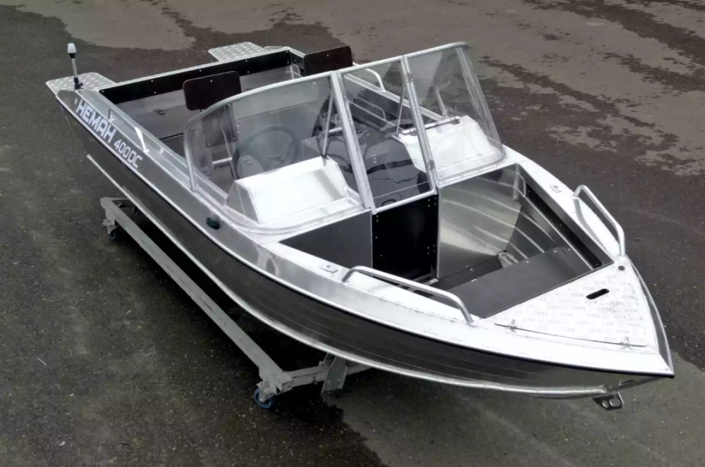 Алюминиевая лодка  Neman-400 DC в Волжском