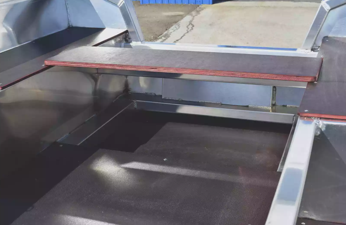 Алюминиевая лодка Неман-400 Р PRO в Волжском