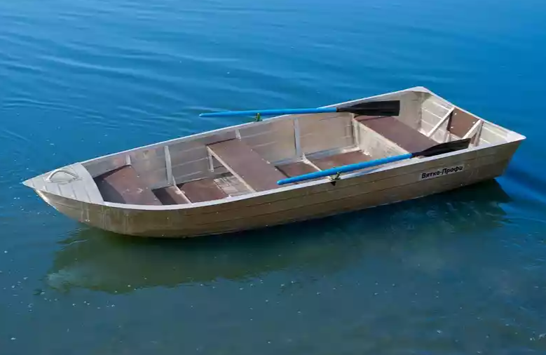 Алюминиевая лодка Вятка-Профи 37 в Волжском