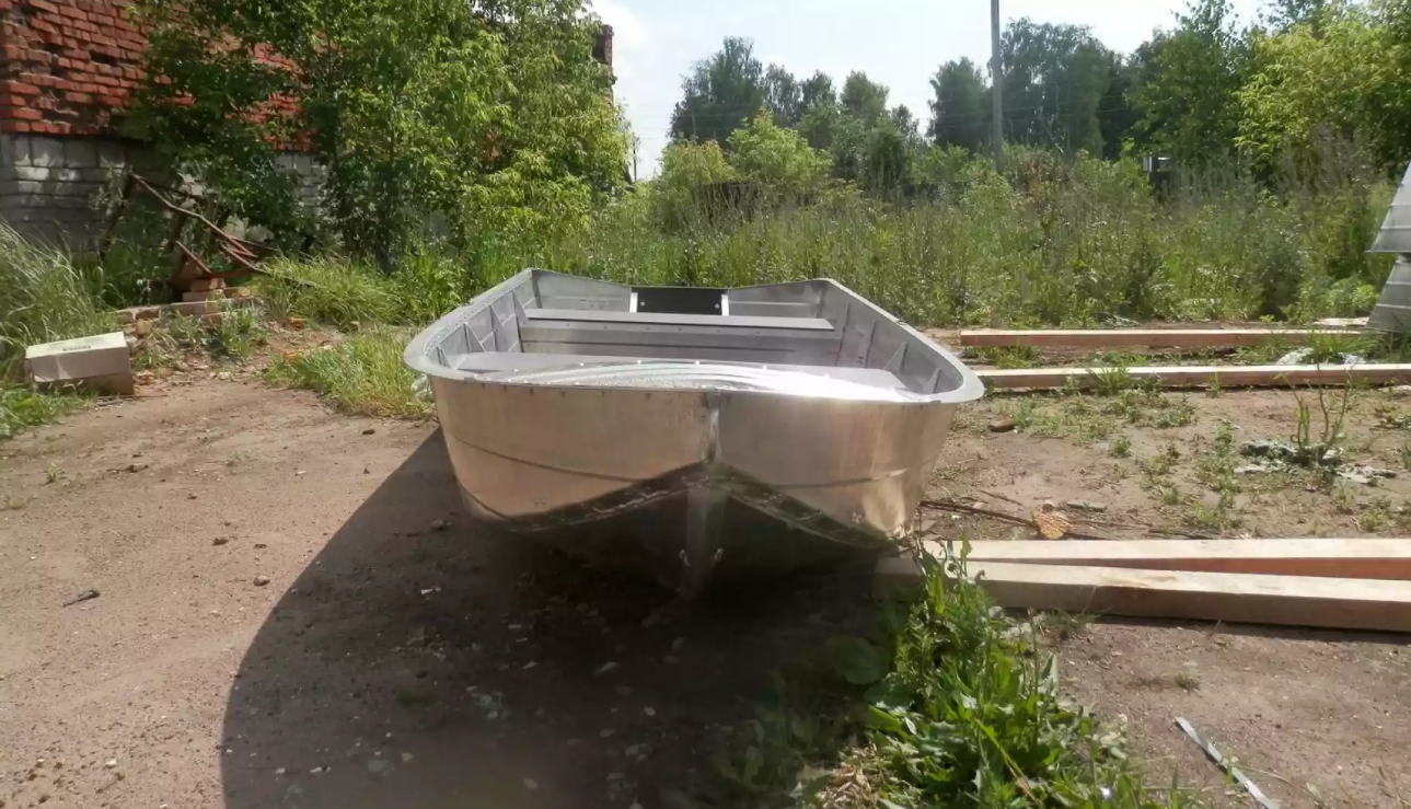 Алюминиевая лодка Вятка-Профи 32 в Волжском