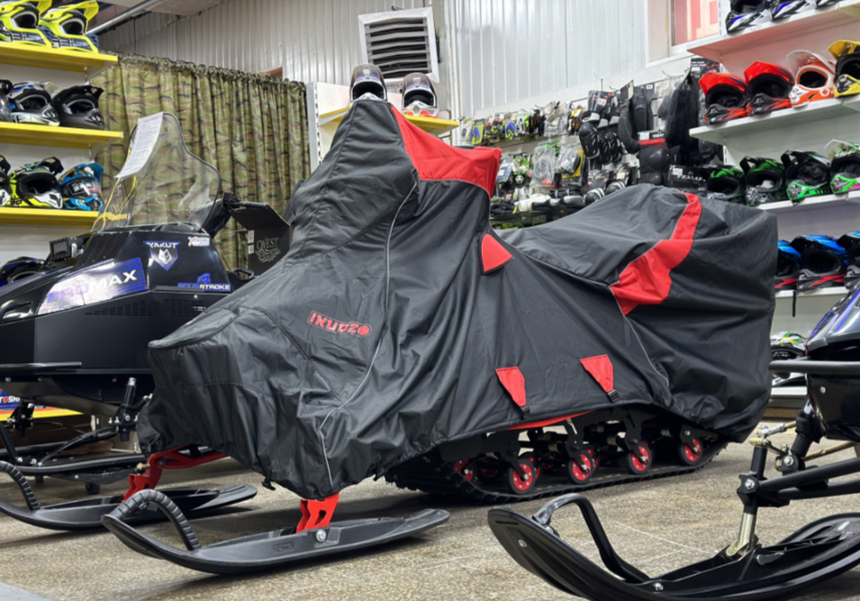 Чехол транспорт. снегохода IKUDZO HUNTER черно-красный Оксфорд ПРЕМИУМ качества с лого IKUDZO в Волжском