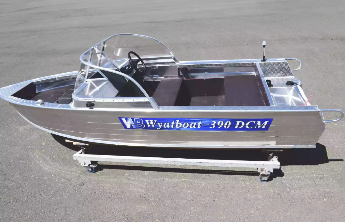 Алюминиевая лодка Wyatboat-390 DCM в Волжском