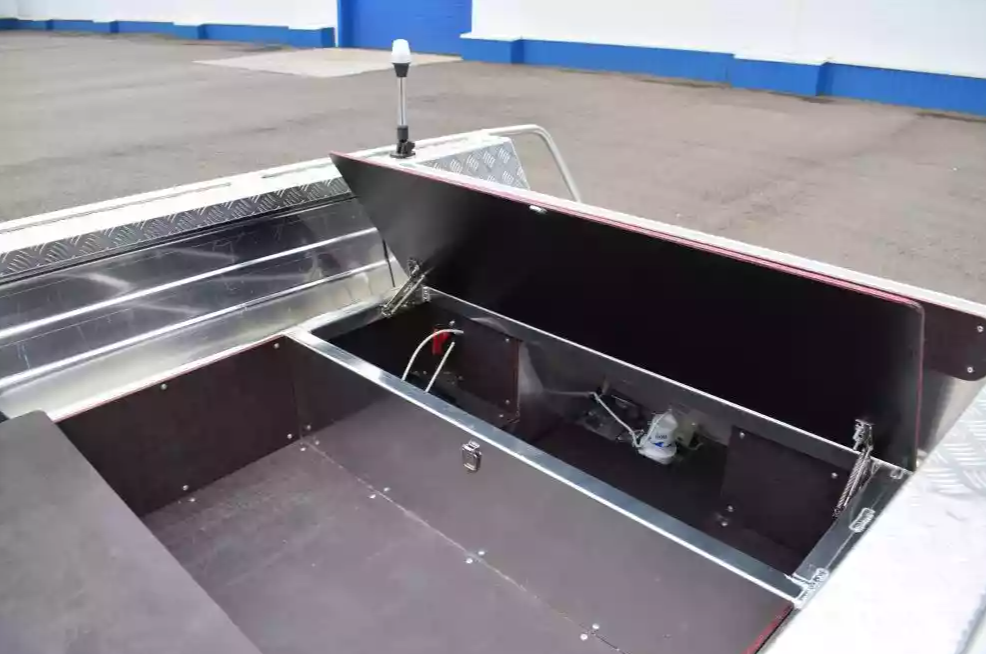 Алюминиевая лодка Wyatboat-390 DCM Увеличенный борт в Волжском