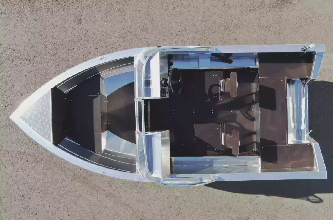 Алюминиевая лодка  Неман-400 DCM в Волжском