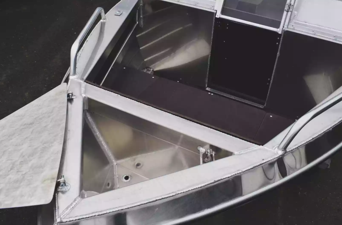 Алюминиевая лодка  Neman-400 DC в Волжском