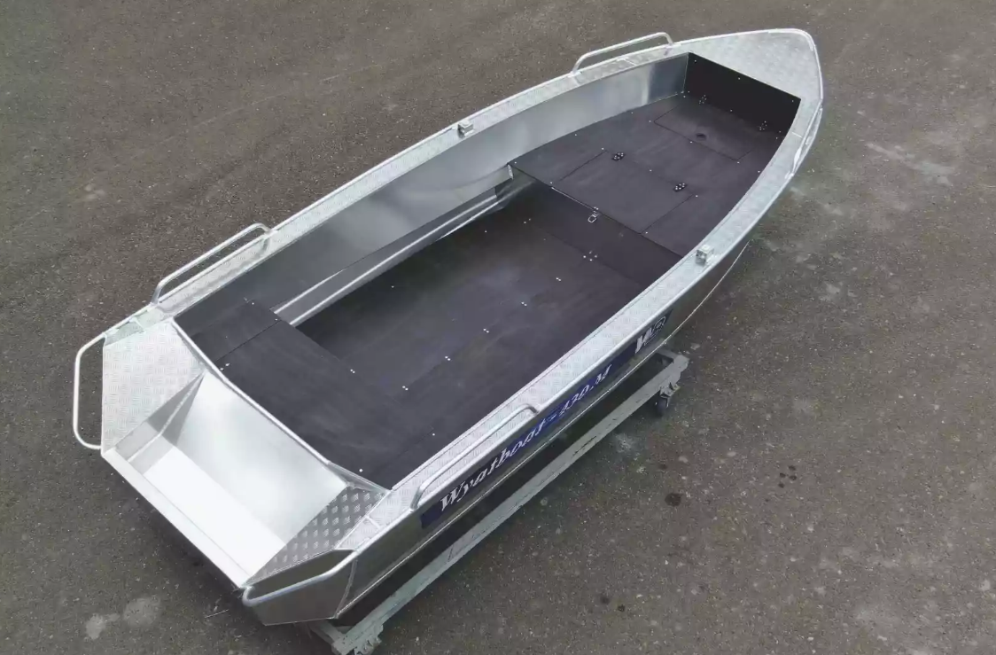 Алюминиевая лодка  Wyatboat-430М FISH в Волжском