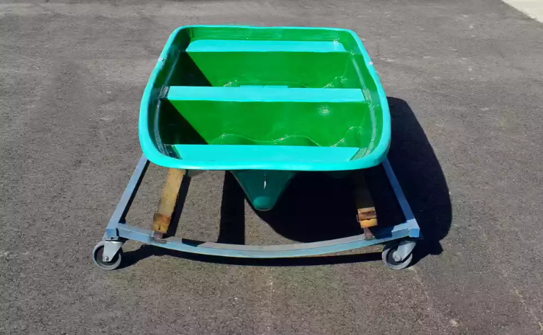 Стеклопластиковая лодка Старт (тримаран) в Волжском