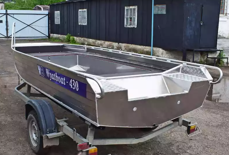 Алюминиевая лодка  Wyatboat-430 Master в Волжском