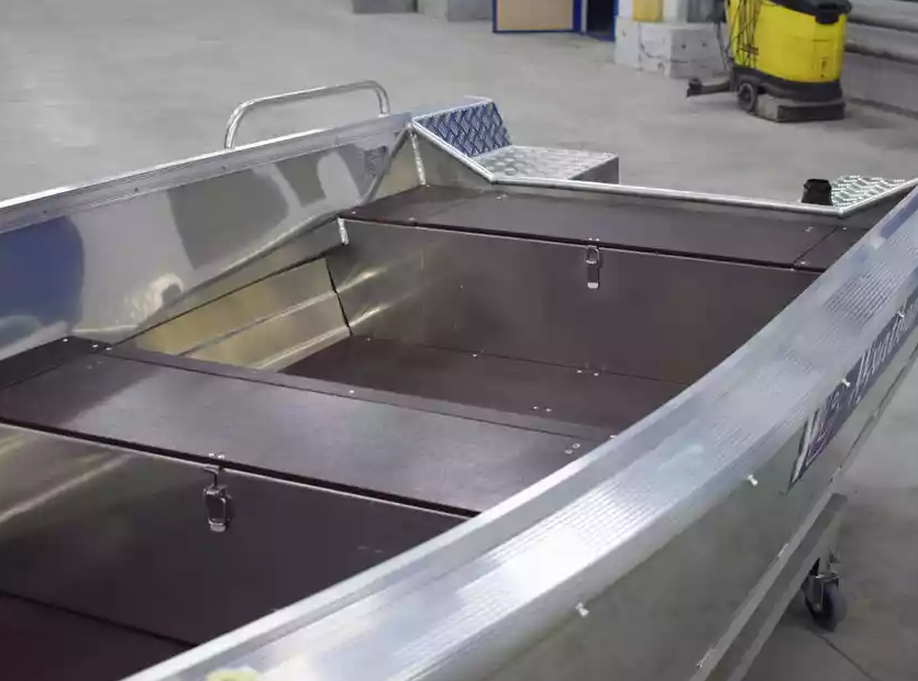 Алюминиевая лодка  Wyatboat-430 Р в Волжском