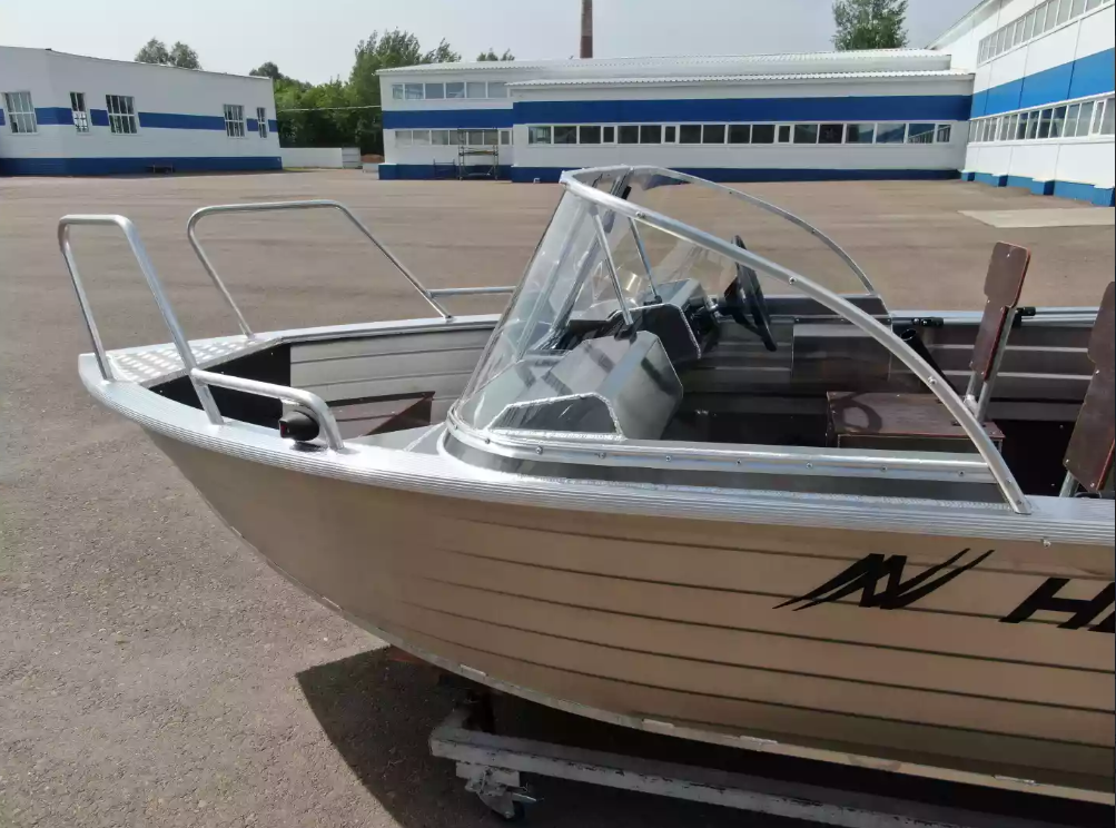 Алюминиевая лодка  Неман-400 DCM NEW в Волжском