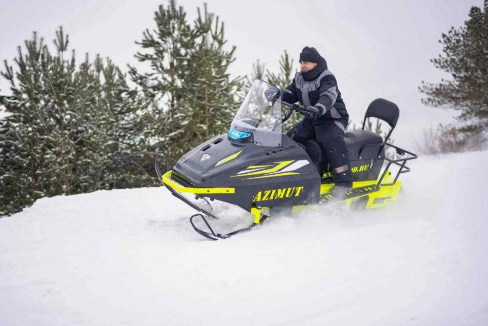 Миниснегоход Бурлак Азимут 24 л.с. , эл.запуск, реверс, тормоз гидравл, капот черный в Волжском