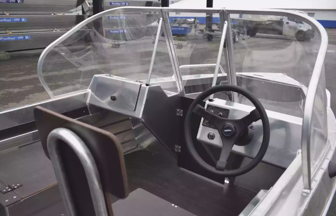 Алюминиевая лодка  Neman-400 DC в Волжском