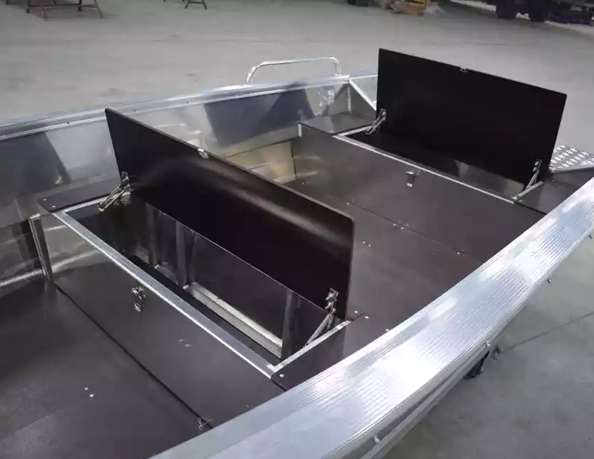 Алюминиевая лодка  Wyatboat-430 Р в Волжском