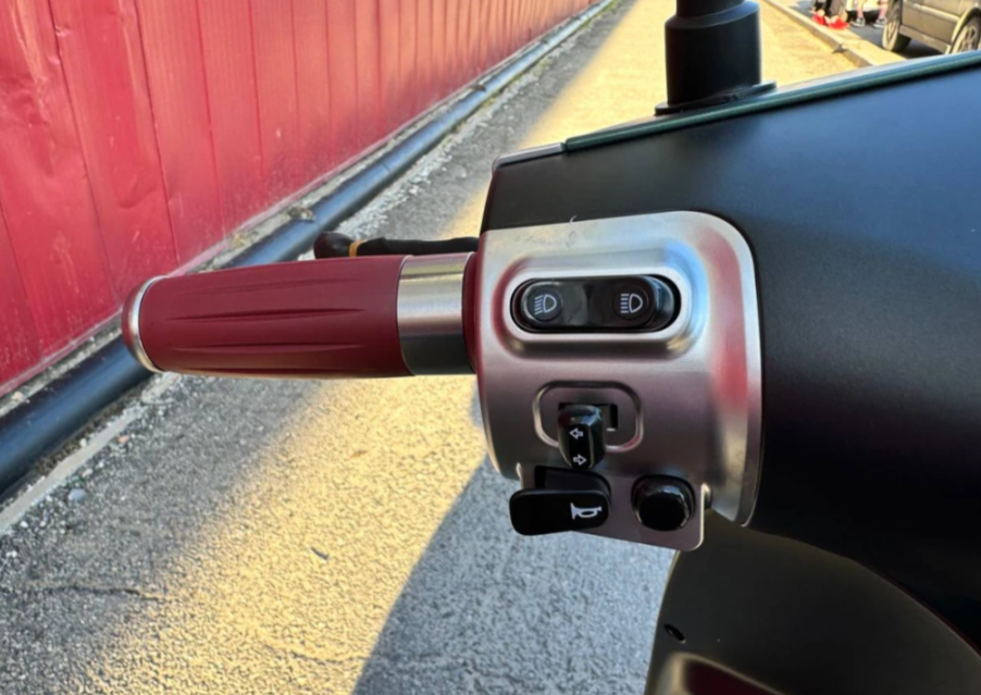 Скутер PROMAX Miami 240 (49) в Волжском