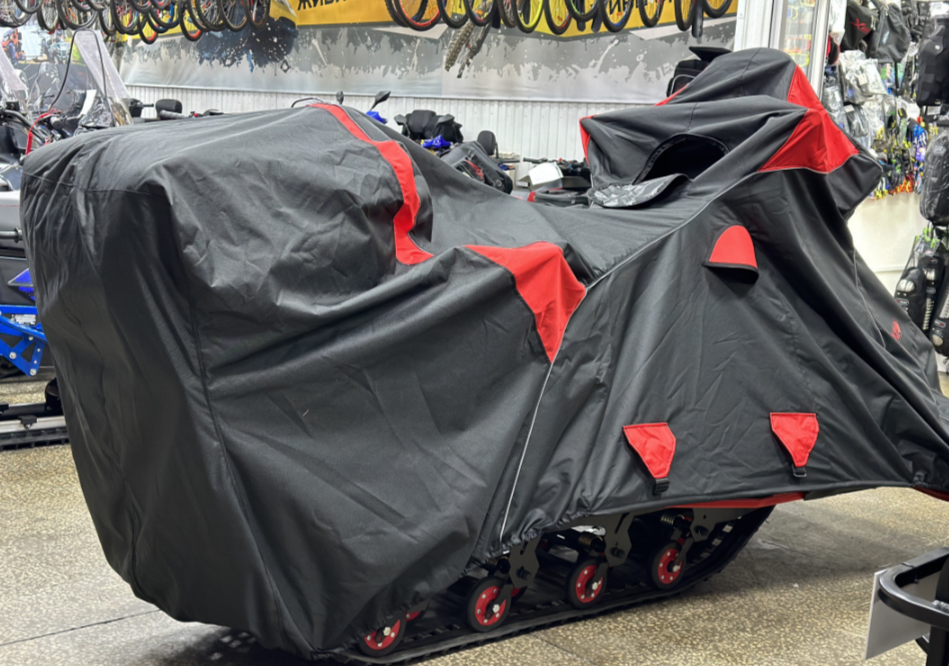 Чехол транспорт. снегохода IKUDZO HUNTER черно-красный Оксфорд ПРЕМИУМ качества с лого IKUDZO в Волжском