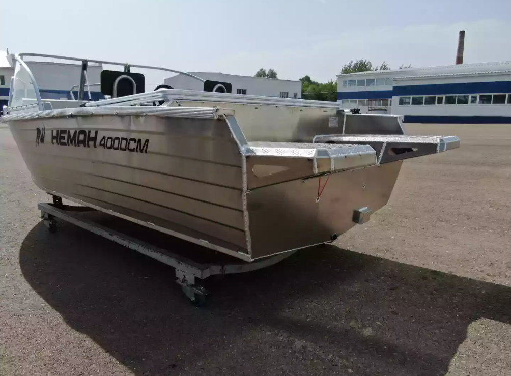 Алюминиевая лодка  Неман-400 DCM NEW в Волжском