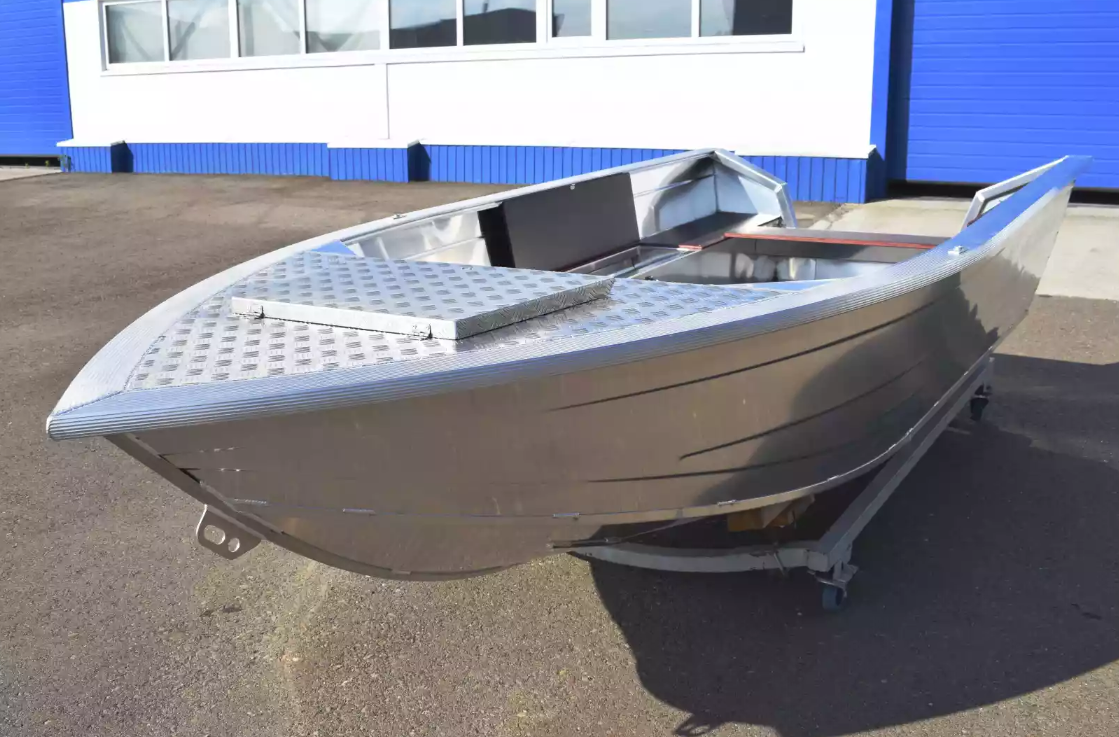 Алюминиевая лодка Неман-400 Р PRO в Волжском