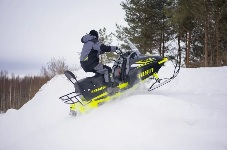 Миниснегоход Бурлак Азимут 20 л.с.  Б/У в Волжском