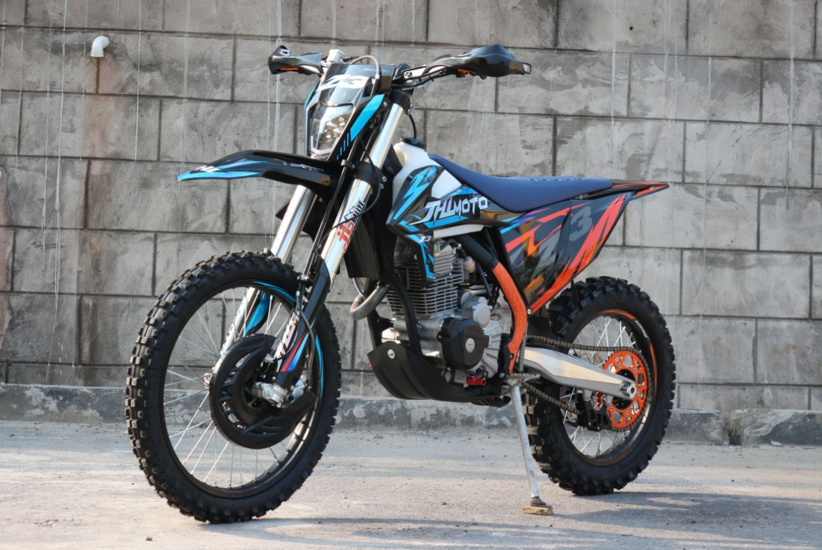 Мотоцикл JHLMOTO JHL Z3 CB250 (172FMM-3A) в Волжском