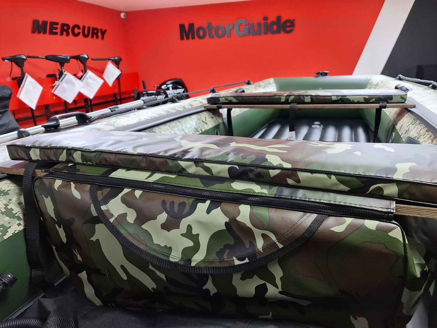 КОМПЛЕКТ МЯГКИХ НАКЛАДОК С СУМКОЙ ДЛЯ ЛОДОК 105Х20 КАМУФЛЯЖ в Волжском