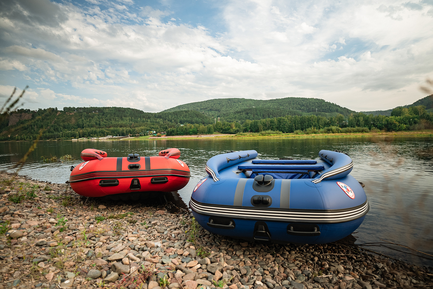 Лодка MISHIMO RIVER FJET PRO 430  под водомет в Волжском