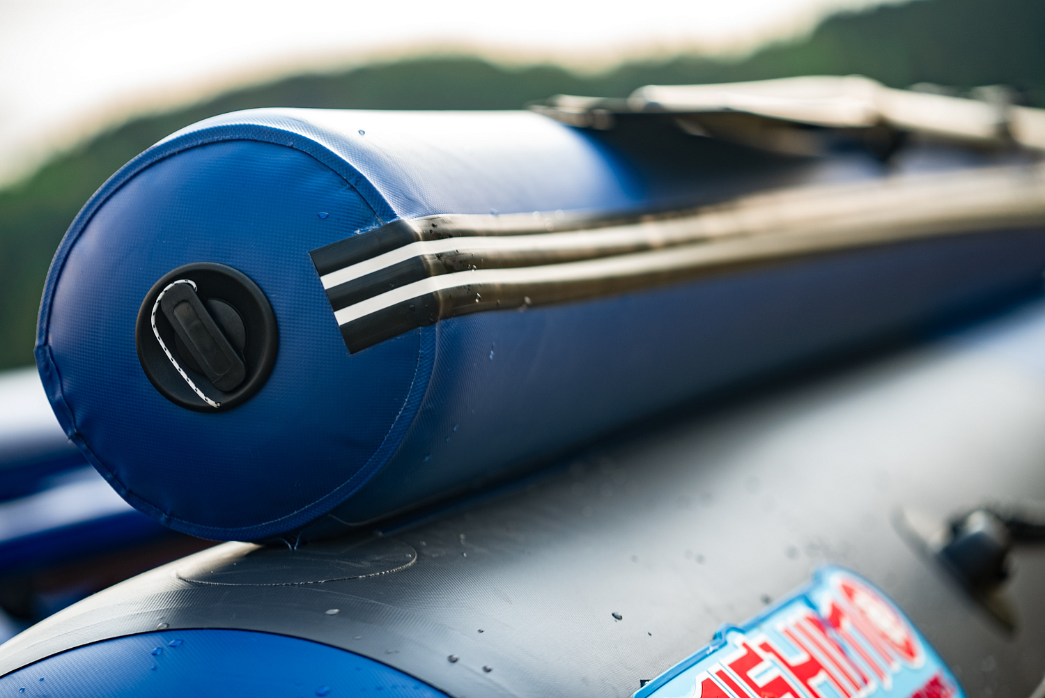 Лодка MISHIMO RIVER FJET PRO 430  под водомет в Волжском