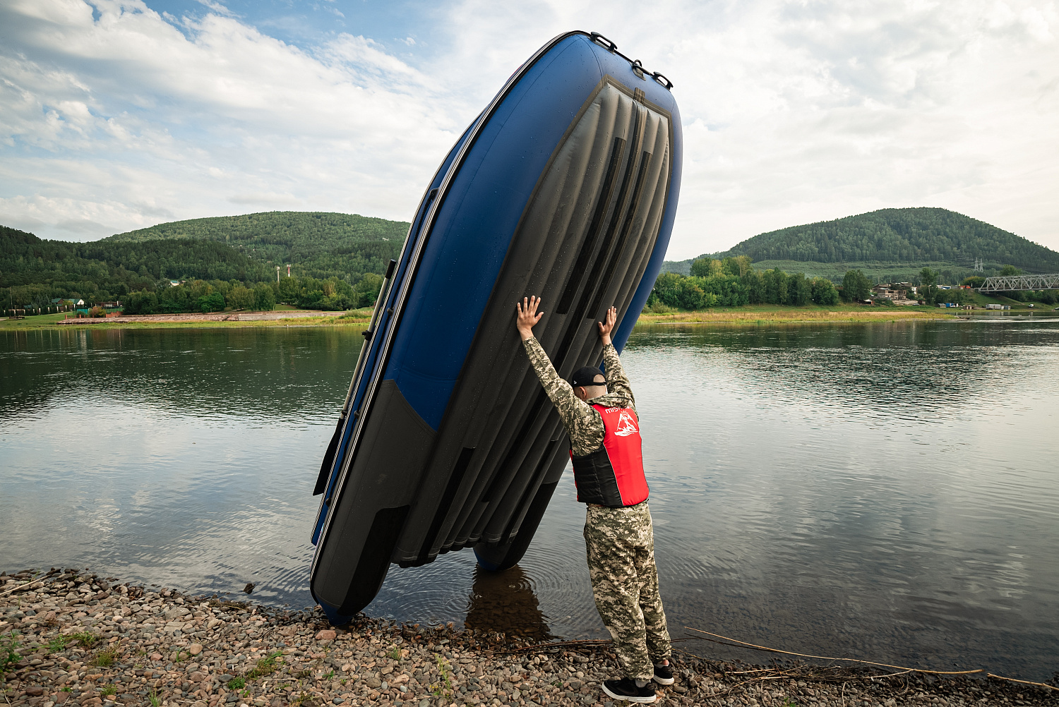 Лодка MISHIMO RIVER FJET PRO 430  под водомет в Волжском